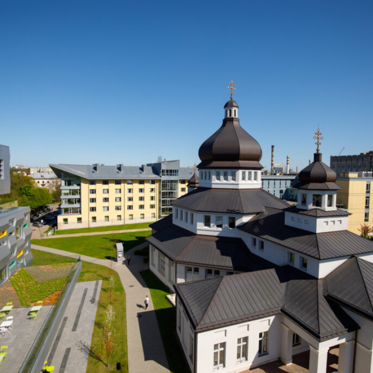 Kampus-UKU-vesna011-1024x683